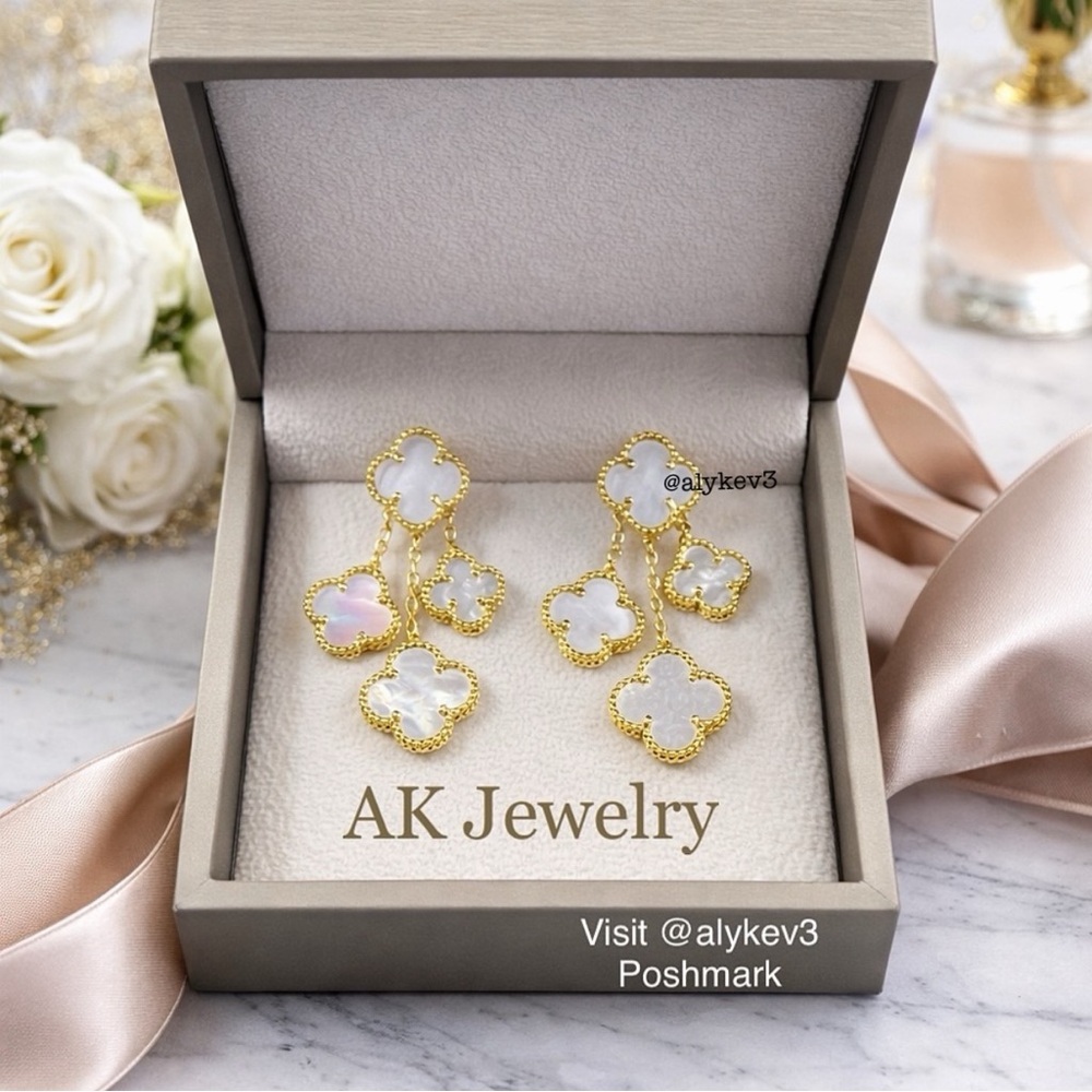 💎LUXURY CLOVER EARRINGS Gold & Iridescent White  Quatrefoil, 4 Graduated Motifs